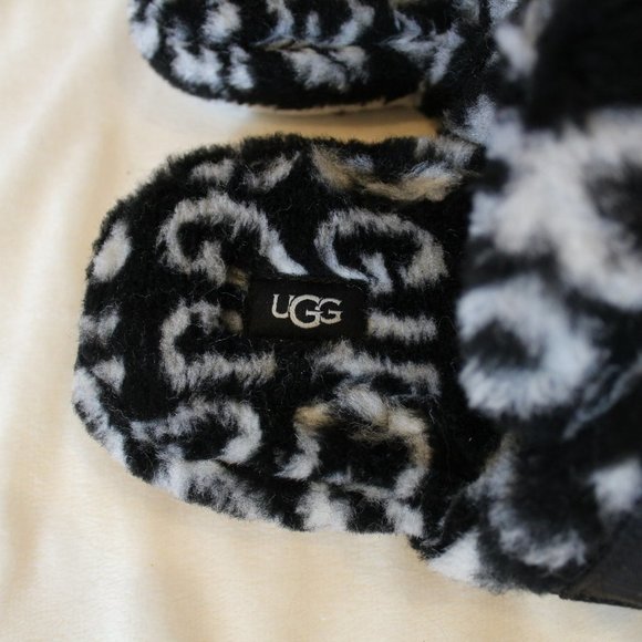 NIB UGG MEN\'S‎ FLUFF IT POP POLO FUR SLIPPERS BLACK WHITE main image 8